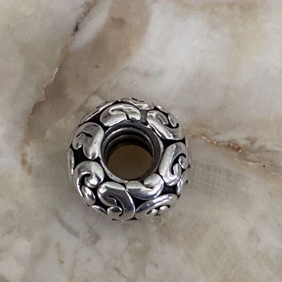 Pandora Feeling Groovy Sterling Silver Bead Charm - Picture 3 of 4